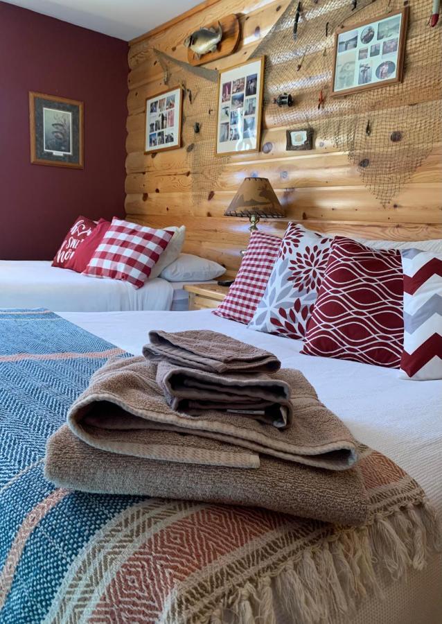 Muskie Bay Resort Nestor Falls Eksteriør bilde