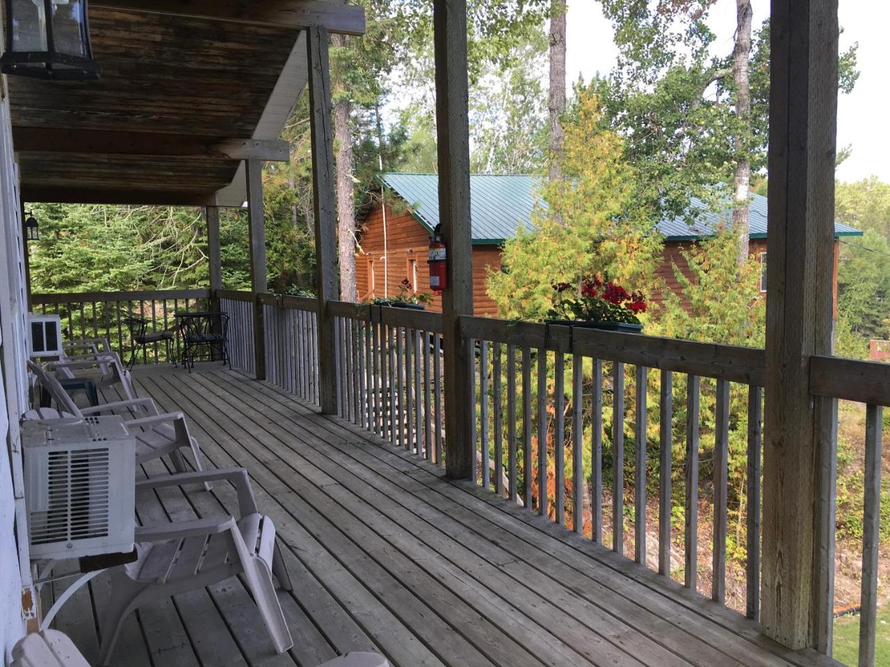 Muskie Bay Resort Nestor Falls Eksteriør bilde