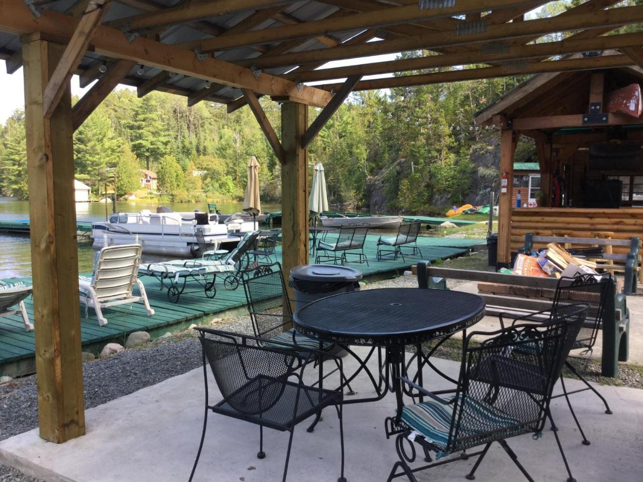 Muskie Bay Resort Nestor Falls Eksteriør bilde